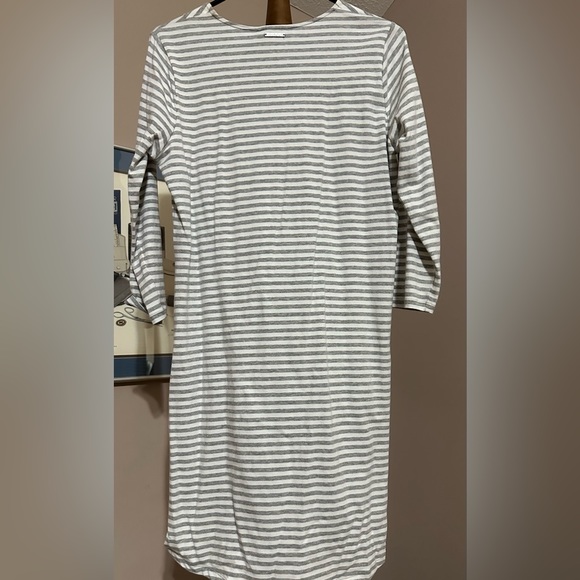 Michael Kors, gray and white stripe knit dress, laced eyelet upper chest, Size S - Picture 4 of 7